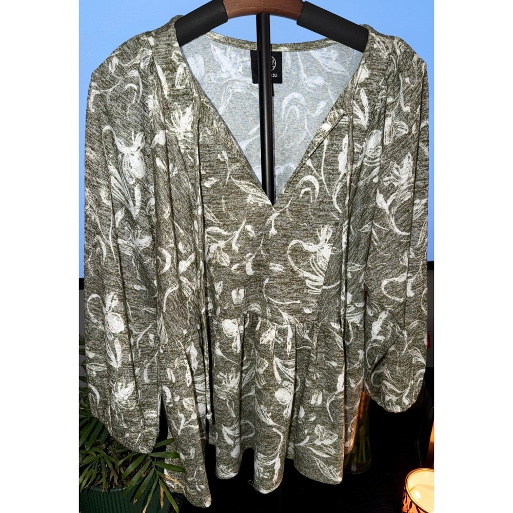 Bobeau Floral Peplum Blouse Long Sleeve V Neck‎ Boho Cottagecore Top L